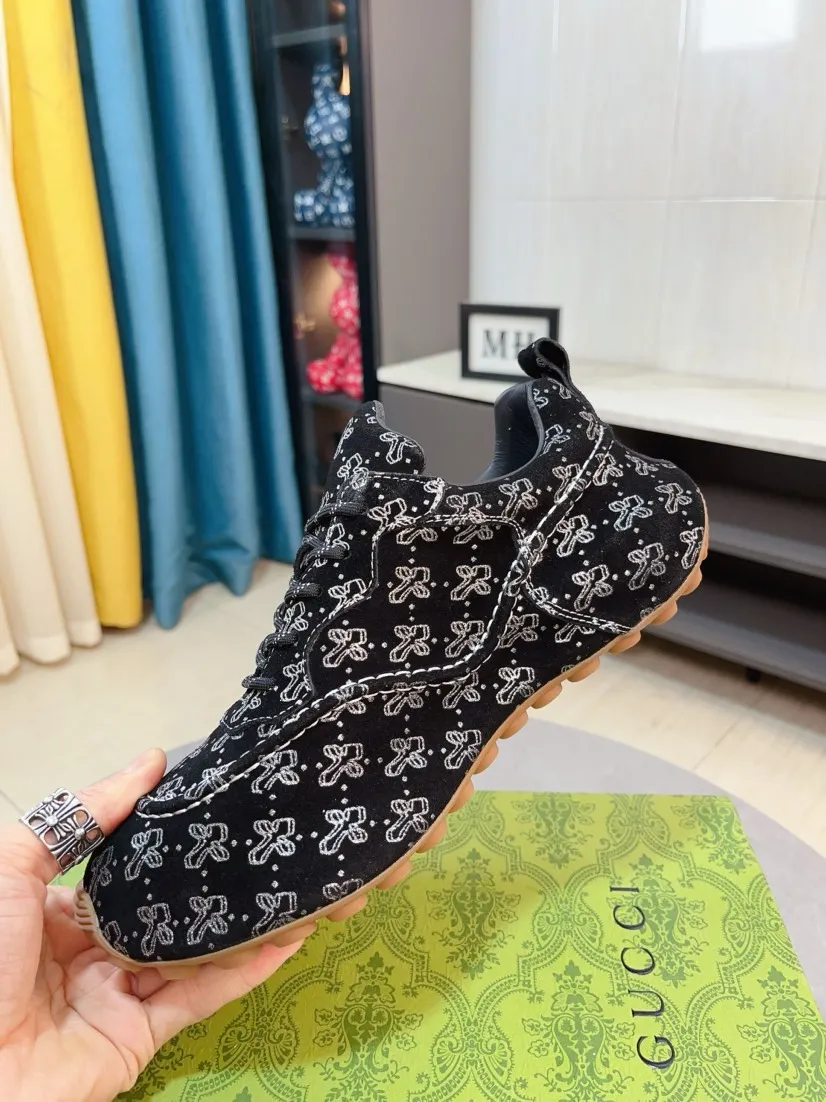 Men's shoes 💰560🌹🌹【GUCCI】pop-top casual sneakers with daddy outsole, breathable and comfortable, easy to walk, a versatile style for trendy men, upper with cowhide edged outsole design➕genuine leather lining➕Gucci's popular original outsole, sports and running style, super comfortable. Code number 38-44